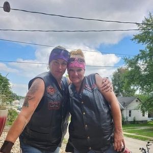 Meet your Posher, Chrissy